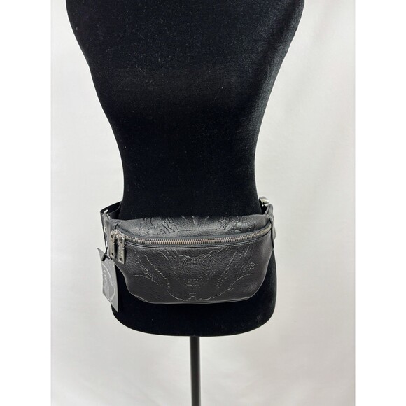 Alien X La Femme En Noir Leather Belt Bag Black One Size Xenomorph Crossbody - Picture 16 of 16